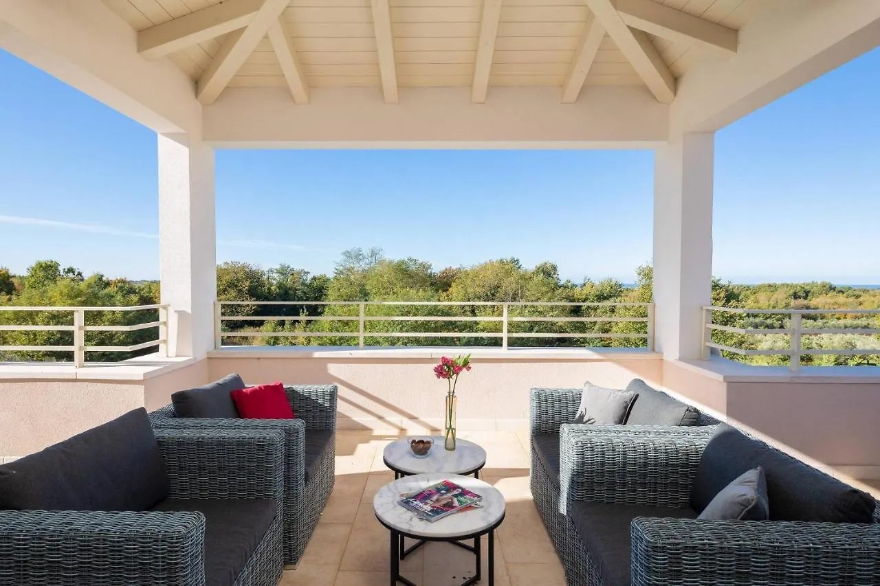 Villa Celeste By Ilc Brtonigla