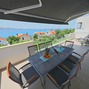  Ferienhaus Perla Kroatien